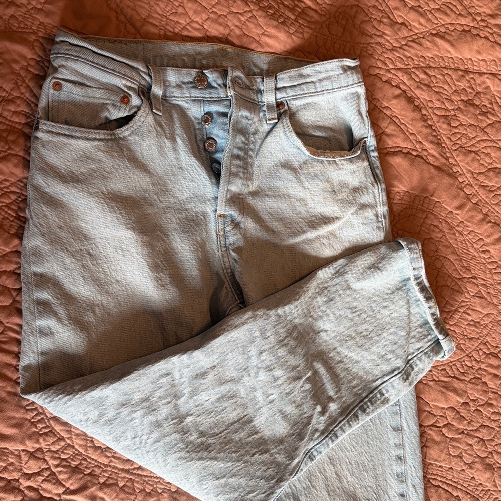 Levi's Woman’s Light Gray Straight Jeans